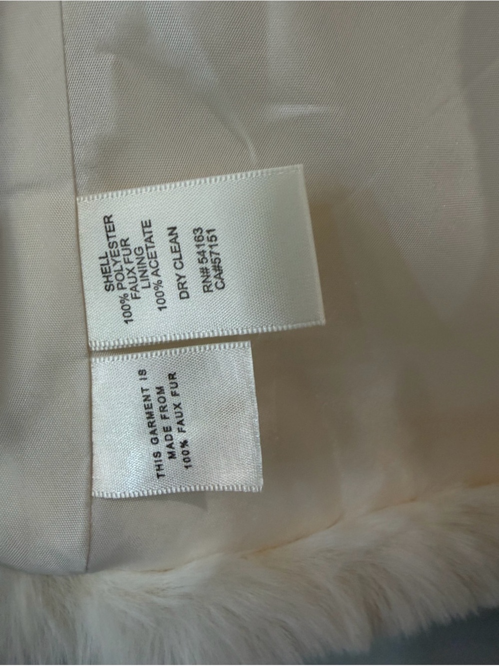 Eliza J Faux Fur Capelet. Ivory. Size small. New with tags. - Picture 4 of 7